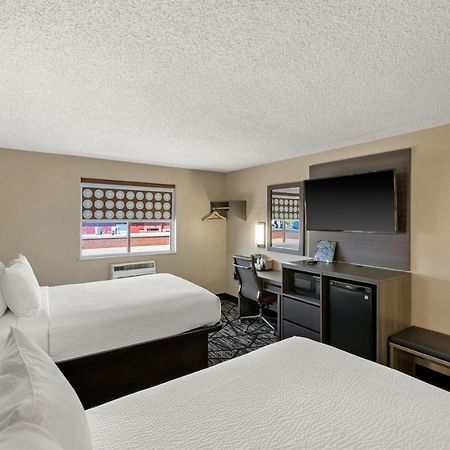 Super 8 By Wyndham Charlottesville Exterior foto