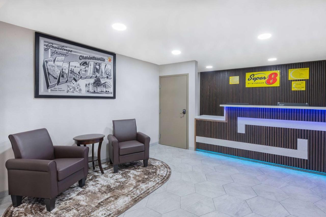Super 8 By Wyndham Charlottesville Exterior foto